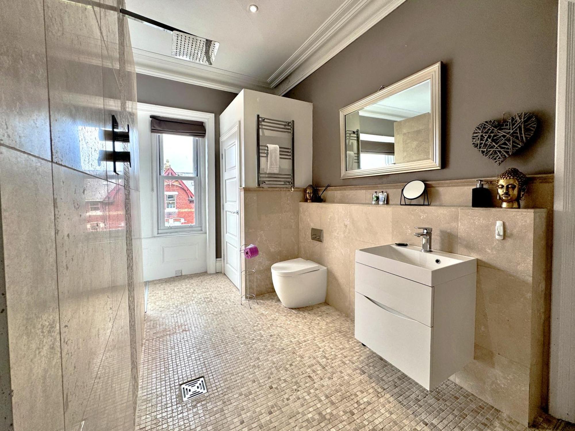 Apartment Victoria With Free Parking Scarborough Exterior photo